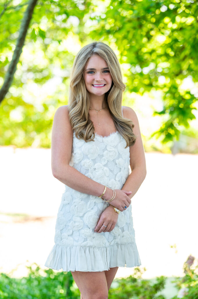 Evie Tharpe headshot